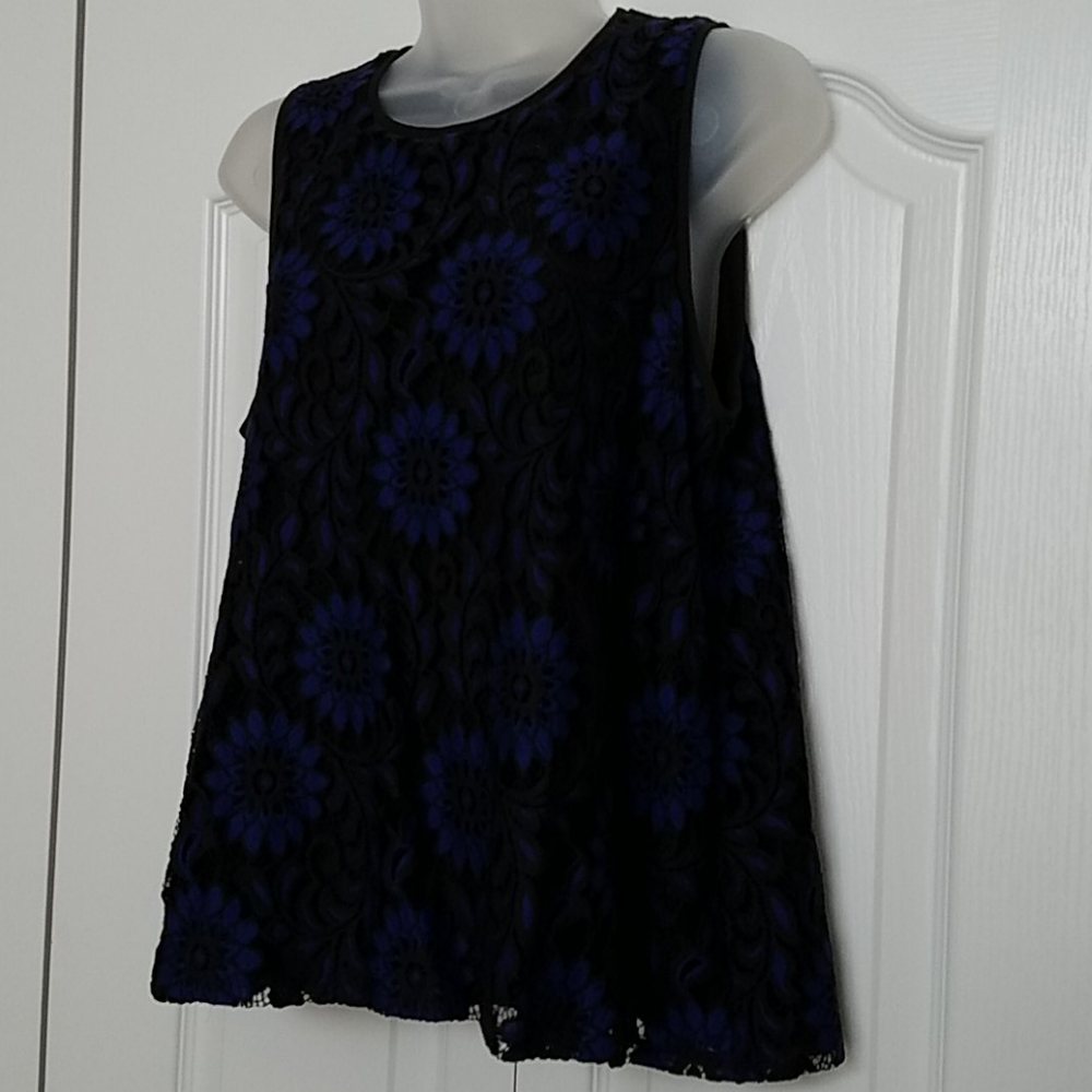LOFT sleeveless lace overlay tank